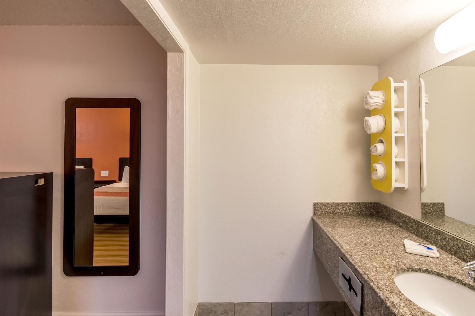Motel 6-Clinton, Ok Екстер'єр фото
