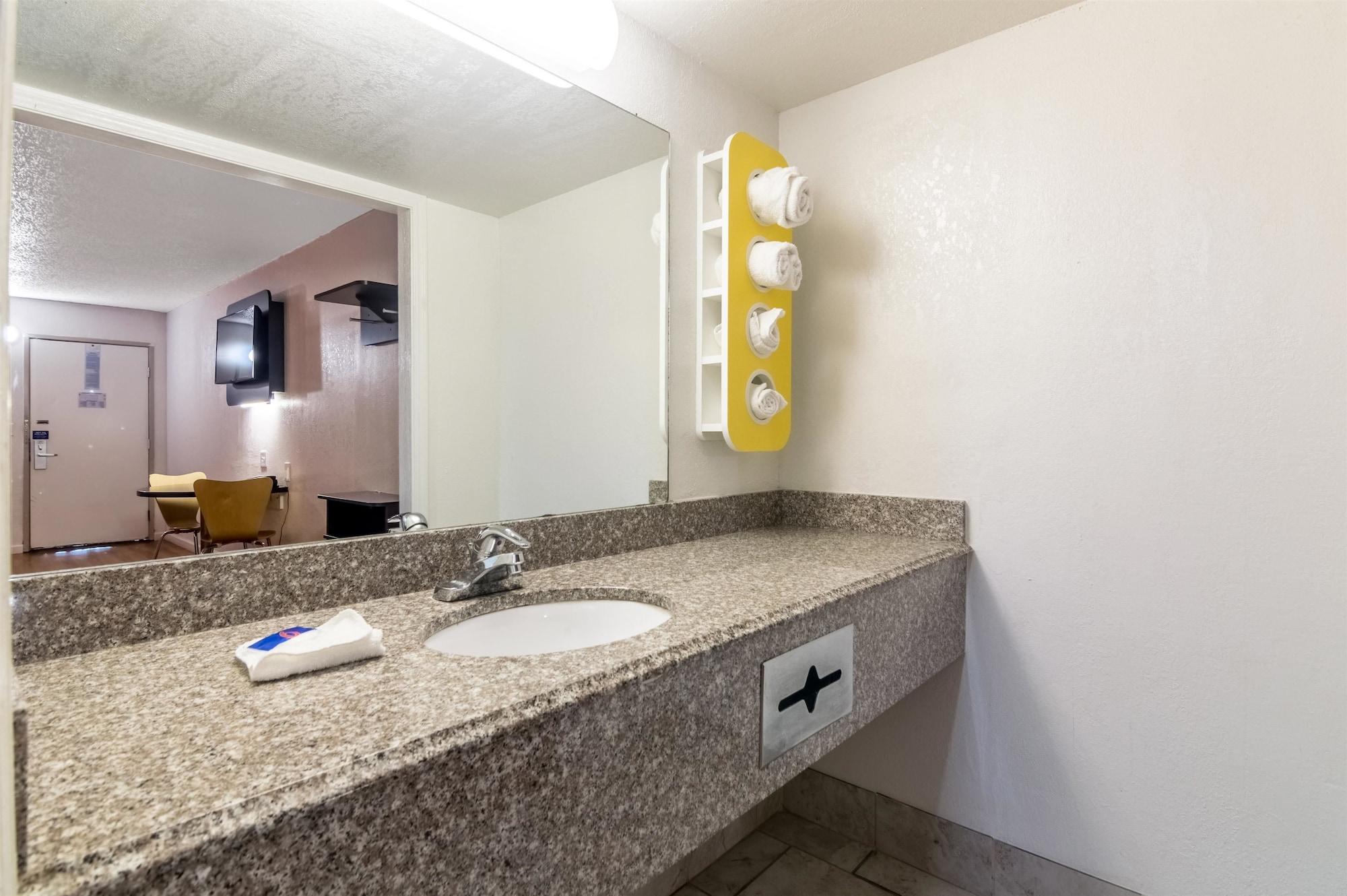 Motel 6-Clinton, Ok Екстер'єр фото