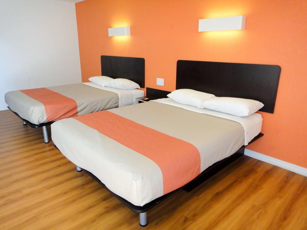 Motel 6-Clinton, Ok Екстер'єр фото