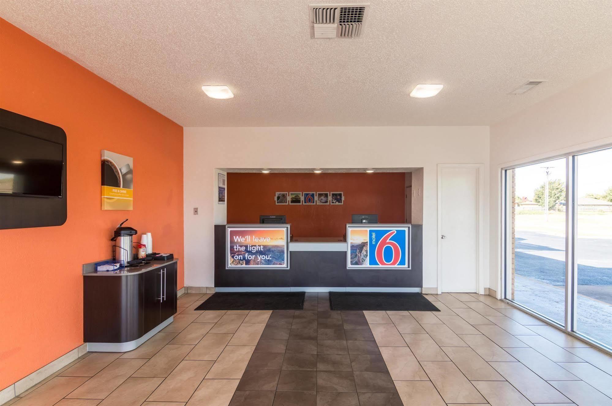 Motel 6-Clinton, Ok Екстер'єр фото